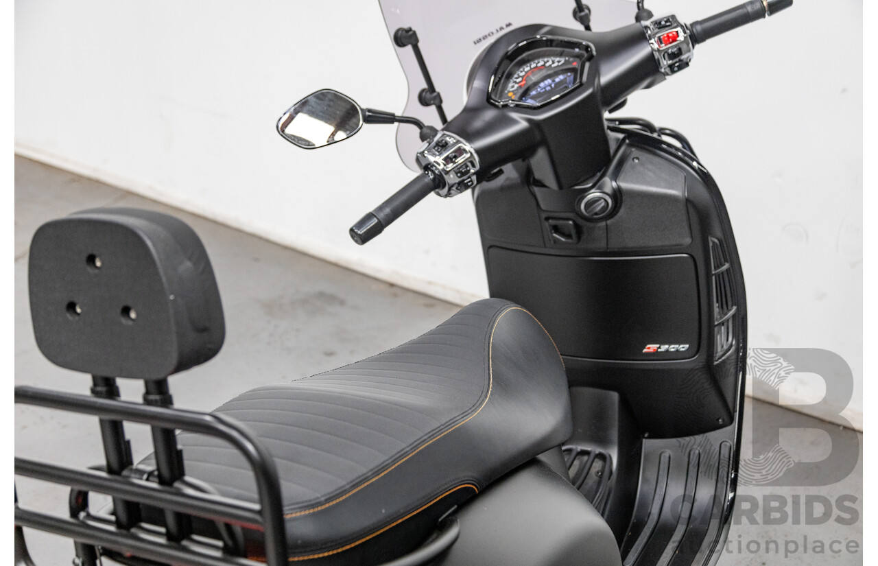 03/2023 Vespa GTS 300 Super Sport 300 HPE Scooter Nero Convinto Matte Black 278cc