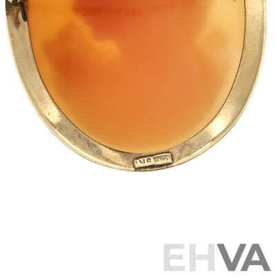 9ct Vintage Shell Cameo Pendant/brooch, Made in Italy, 39mm X 30mm, 7.26 Grams