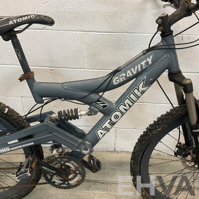 ATOMIK Gravity Mountain Bike (45cm Frame)