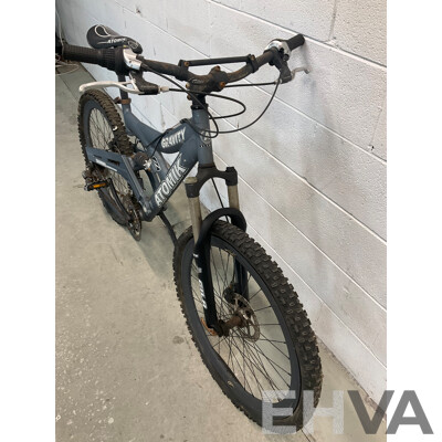 ATOMIK Gravity Mountain Bike (45cm Frame)