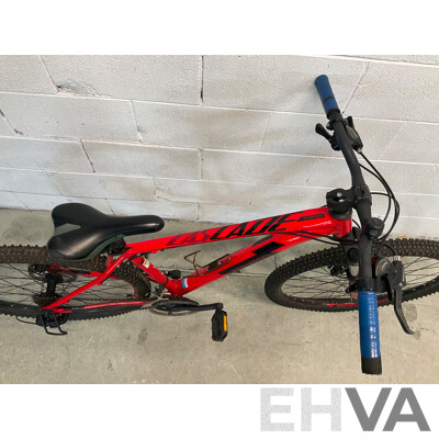 POLYGON Cascade Three Mountain Bike (Size M)