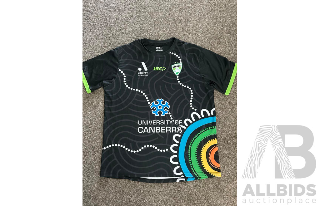 Canberra United Jersey and Jacket Package - Size 2XL