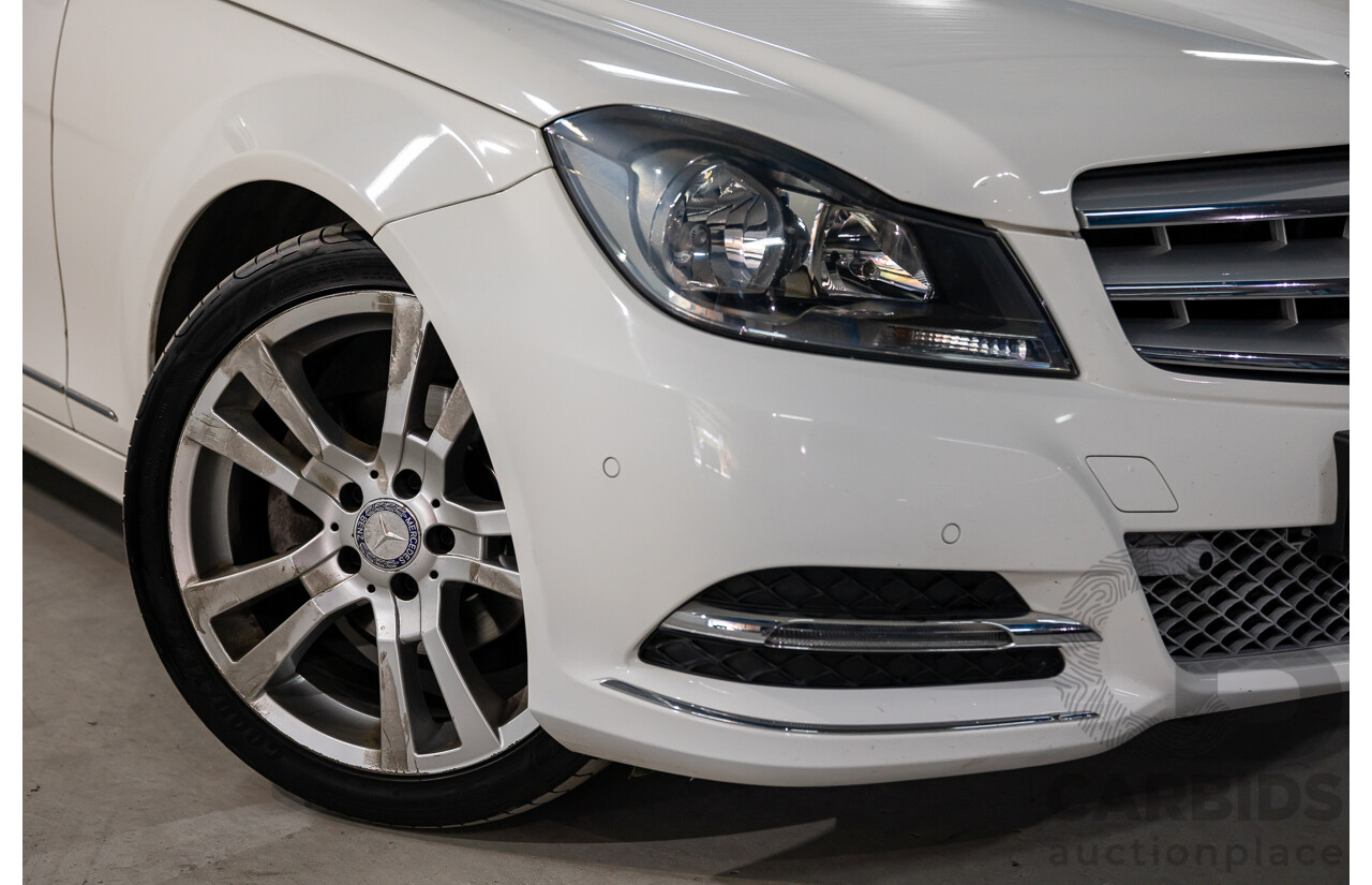 6/2013 Mercedes-Benz C250 Avantgarde BE W204 MY13 4d Sedan Polar White Turbo 1.8L