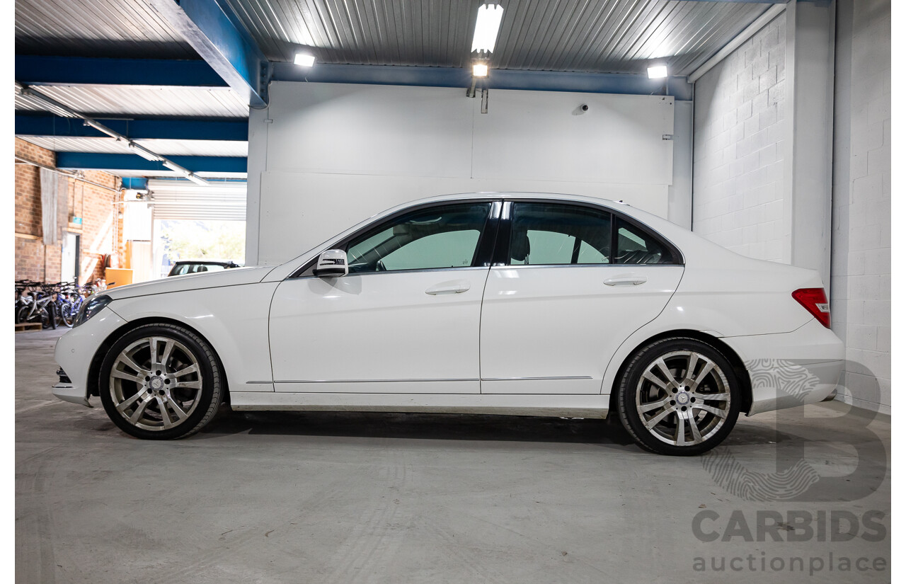 6/2013 Mercedes-Benz C250 Avantgarde BE W204 MY13 4d Sedan Polar White Turbo 1.8L