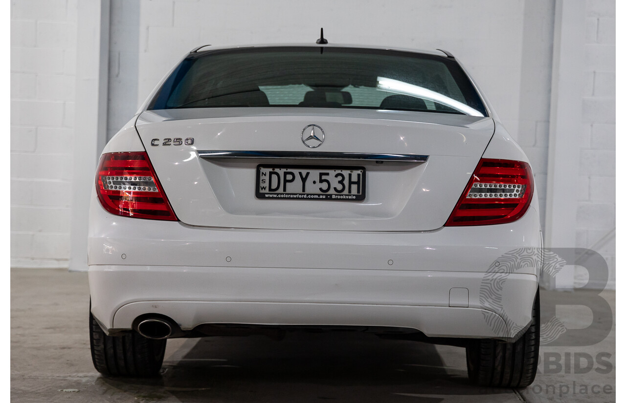 6/2013 Mercedes-Benz C250 Avantgarde BE W204 MY13 4d Sedan Polar White Turbo 1.8L