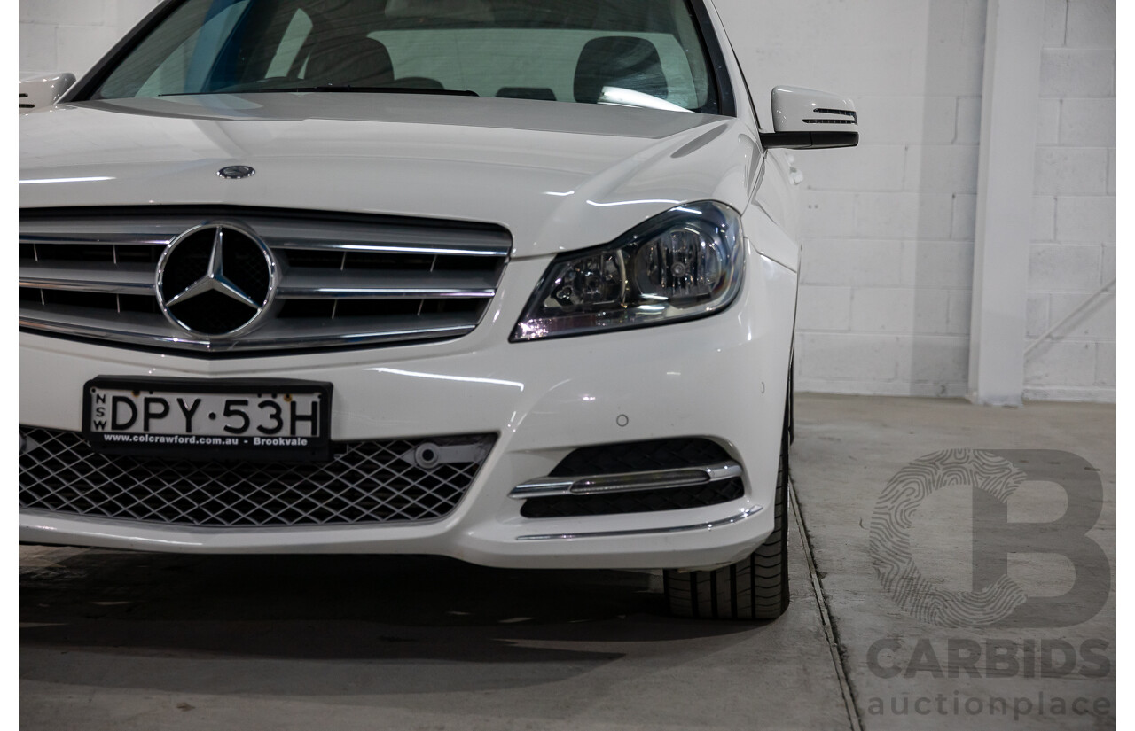 6/2013 Mercedes-Benz C250 Avantgarde BE W204 MY13 4d Sedan Polar White Turbo 1.8L