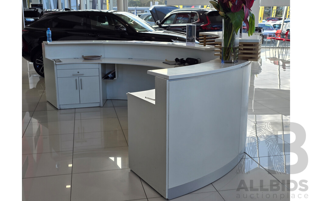 Reception Counter 3.9m - Melamine Modular White