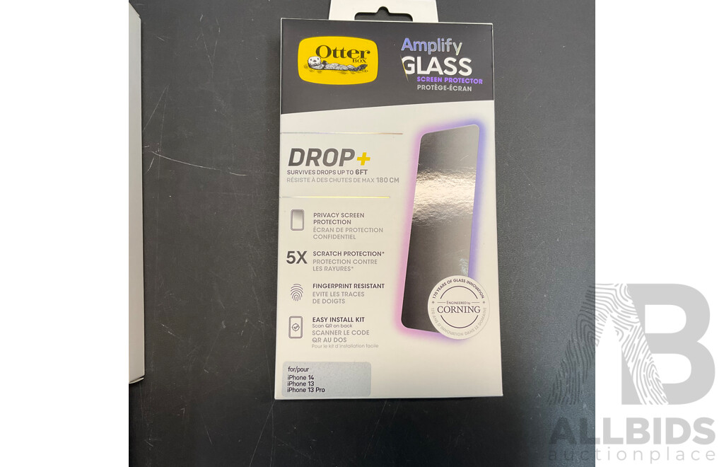 Assorted of OTTERBOX/TECH21/ PANZER Glass Screen Protector for Samsung/Apple - Lot of 26 - Estimated Total ORP $850