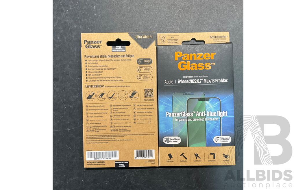 Assorted of PANZER GLASS Screen Protection for Apple IPhone 2022 6.1inch/6.7inch - Lot of 32 - Estimated Total ORP $1,500.00