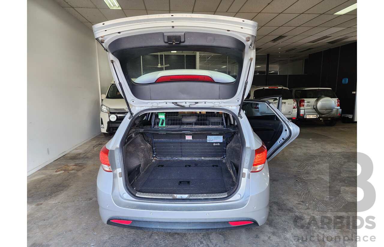 5/2013 Hyundai i40 Active VF 2 4d Wagon Silver Or Chrome 1.7L