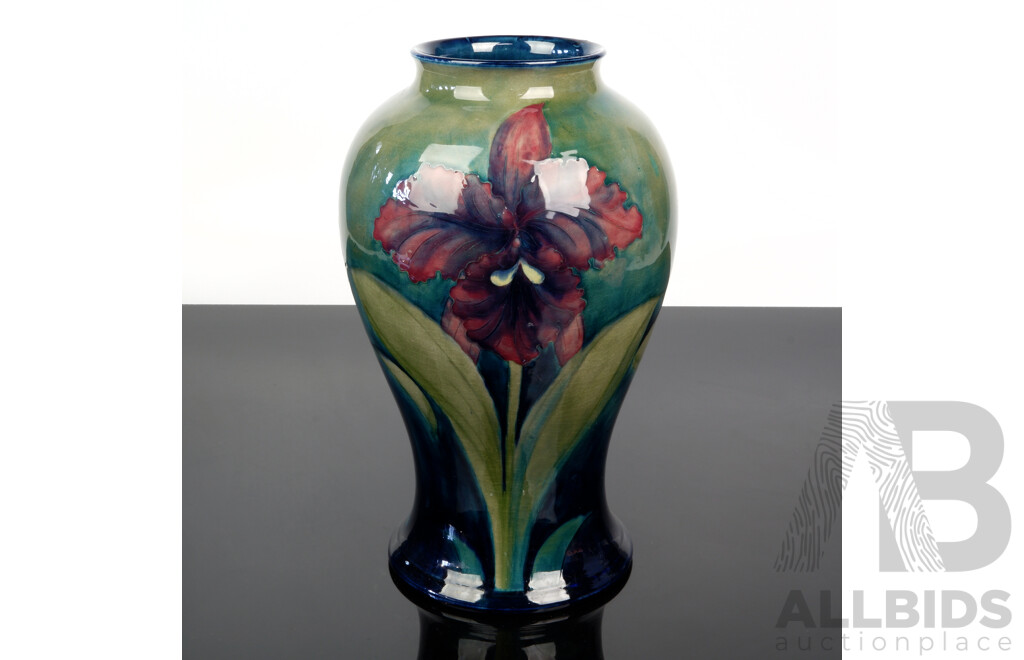 Impressive Large Antique Moorcroft Porcelain Vase with Hand Painted Iris Pattern by William Moorcroft, Cobridge Factory Marks, Circa 1919