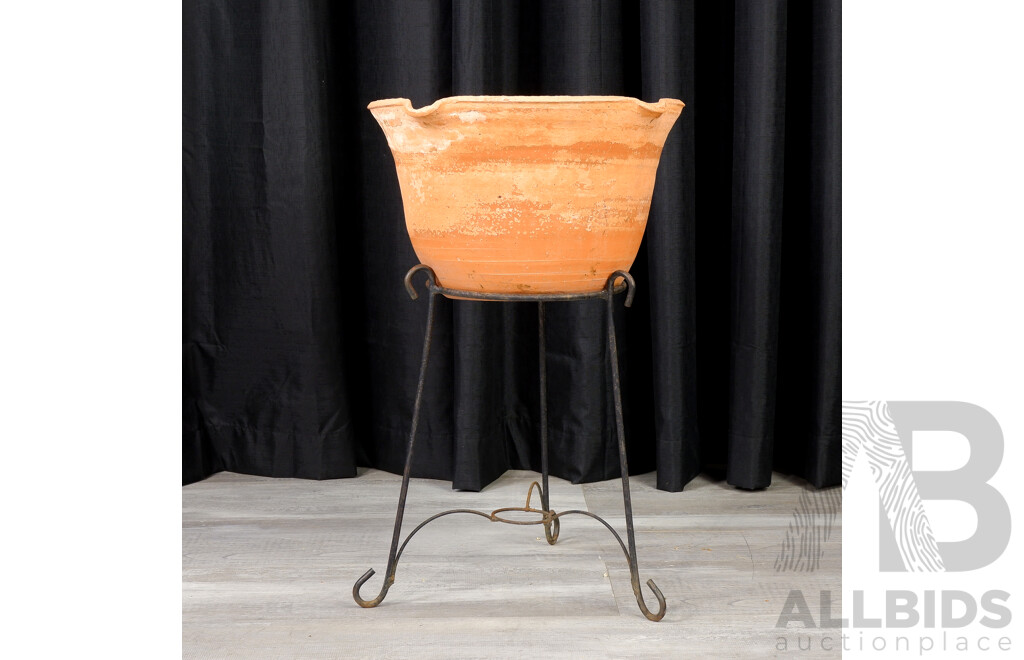 Terracotta Planter on Metal Stand