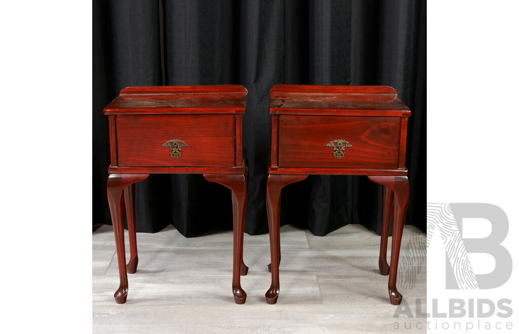 Pair of Queen Anne Style Bedsides