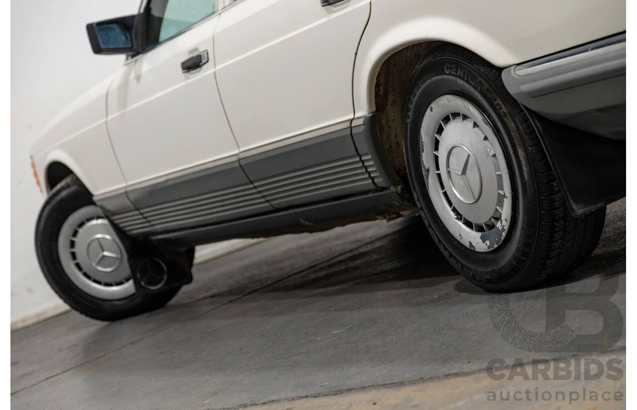 Circa 1984 Mercedes Benz 380SE W126 4d Sedan White V8 3.8L