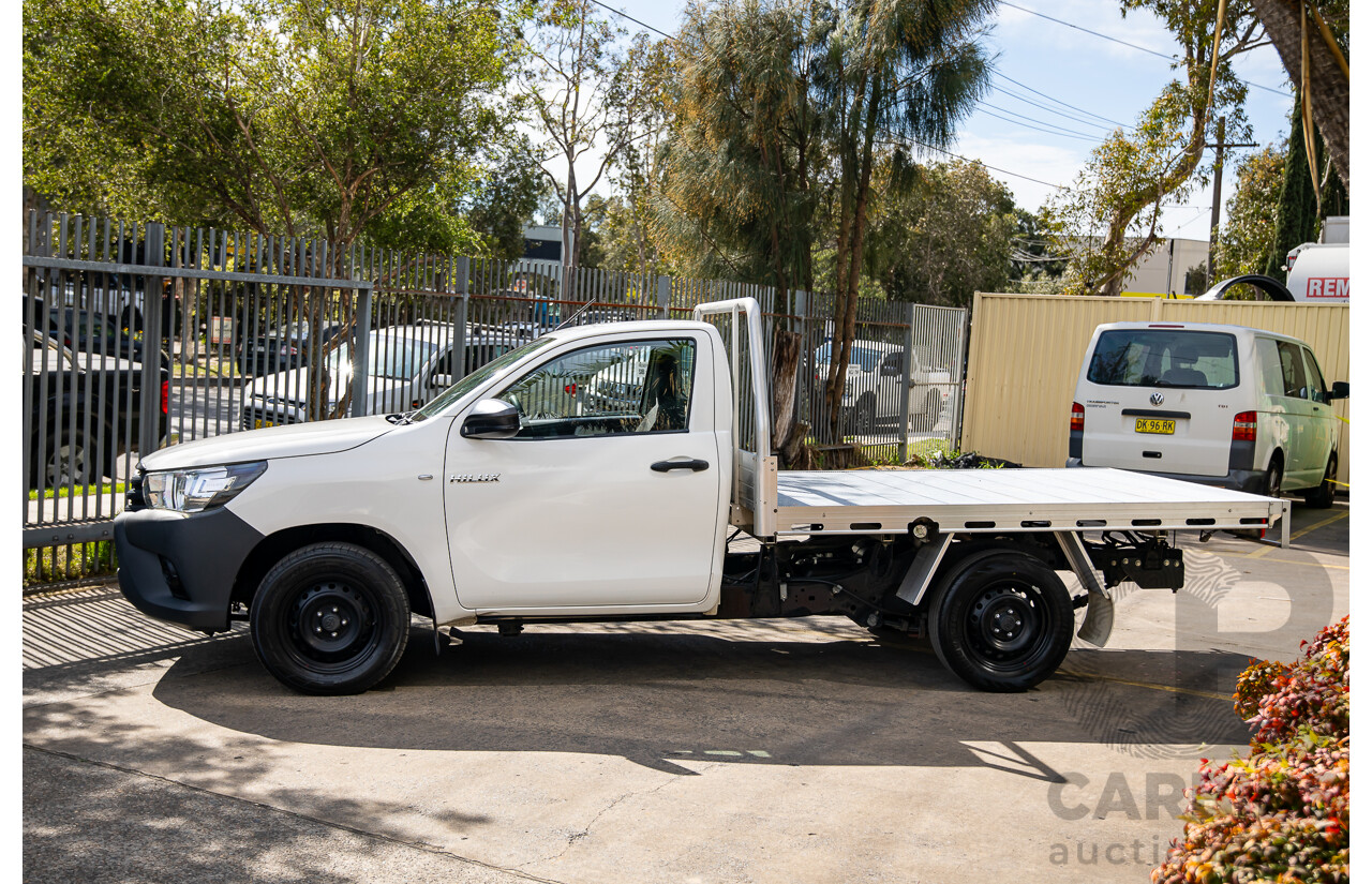 1/2018 Toyota Hilux Workmate GUN122R 2d C/Chas White 2.4L