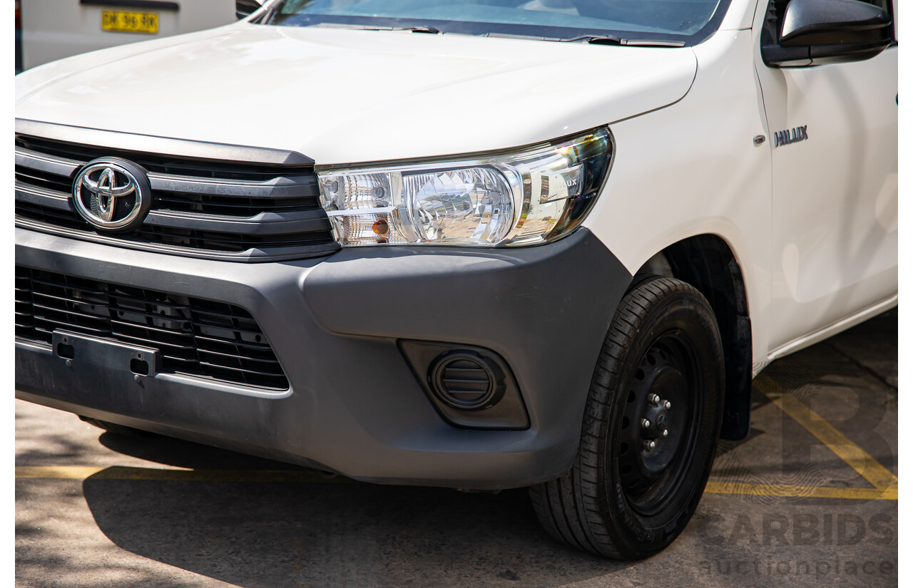 1/2018 Toyota Hilux Workmate GUN122R 2d C/Chas White 2.4L