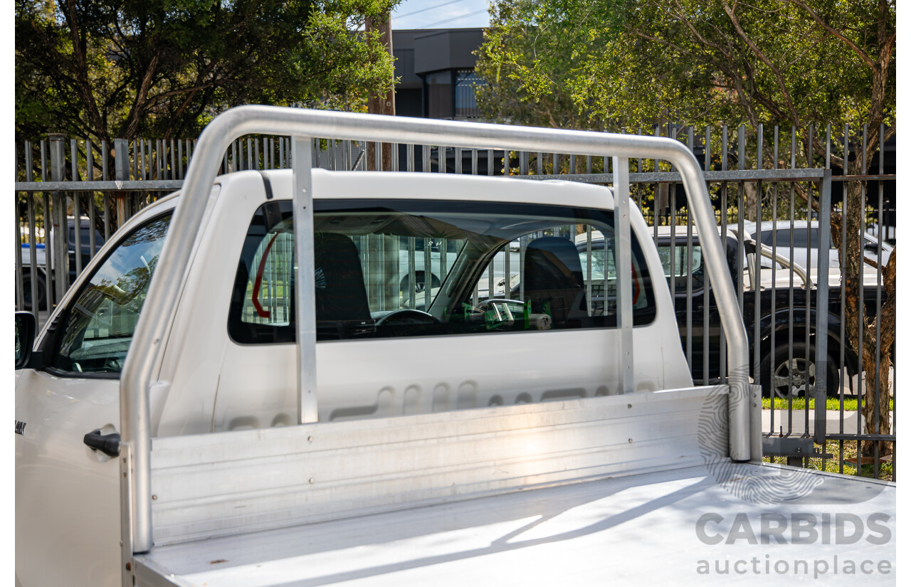 1/2018 Toyota Hilux Workmate GUN122R 2d C/Chas White 2.4L