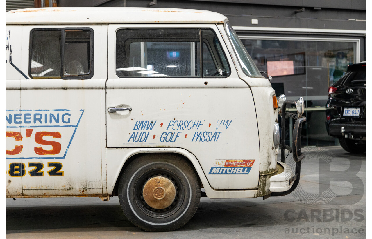 9/1975 Volkswagen Kombi Transporter Type 2 2d Crew Cab Utility White 1.8L