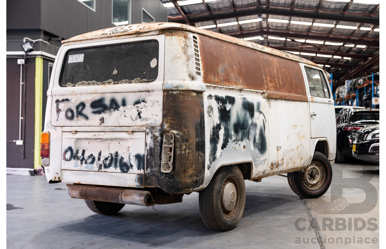 6/1975 Volkswagen Kombi Type 2 T2 Bay Window Van White 1.8L