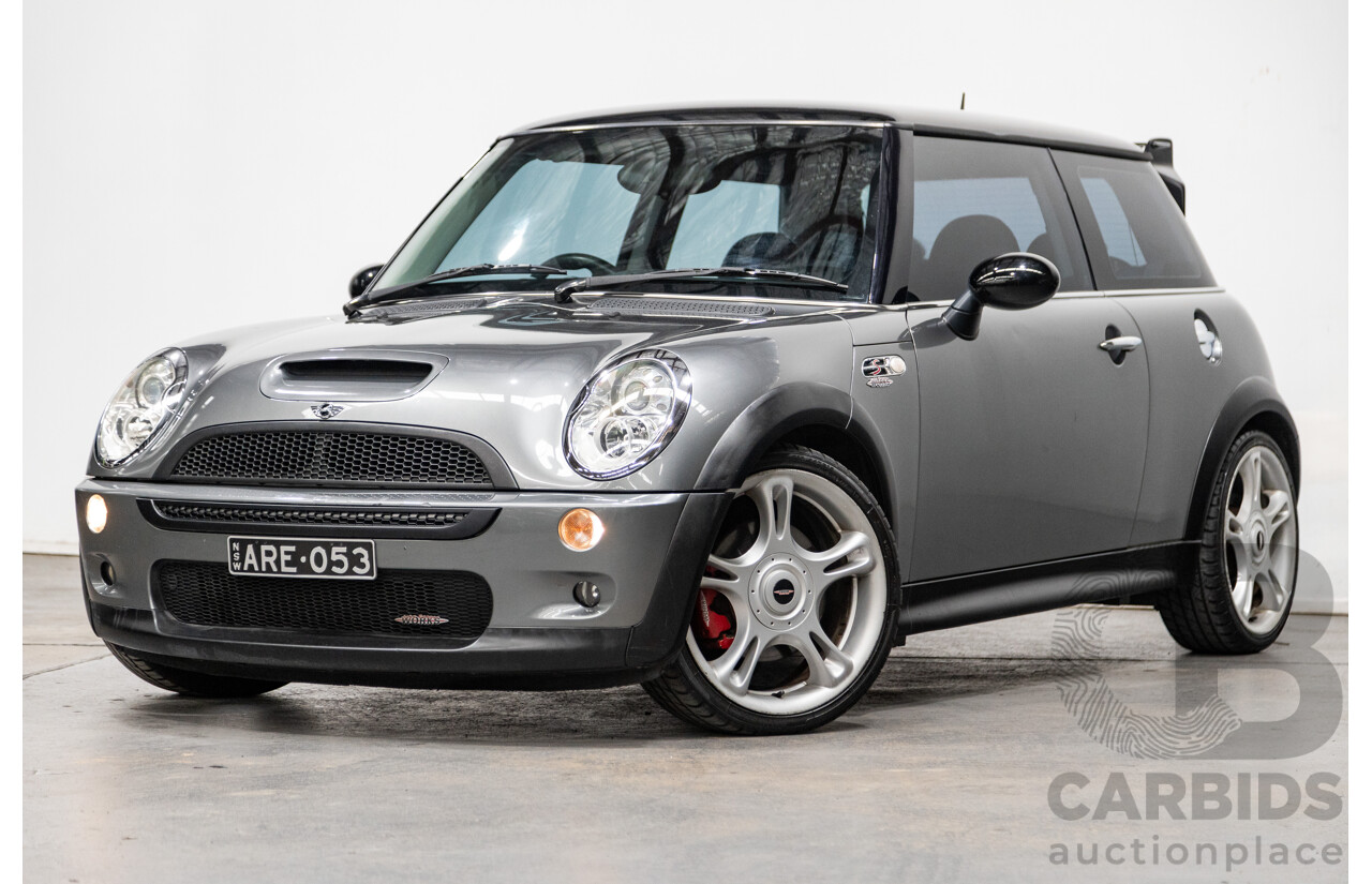 1/2005 Mini Cooper S JCW Upgrade R53 II 2d Hatchback Dark Silver Metallic Supercharged 1.6L