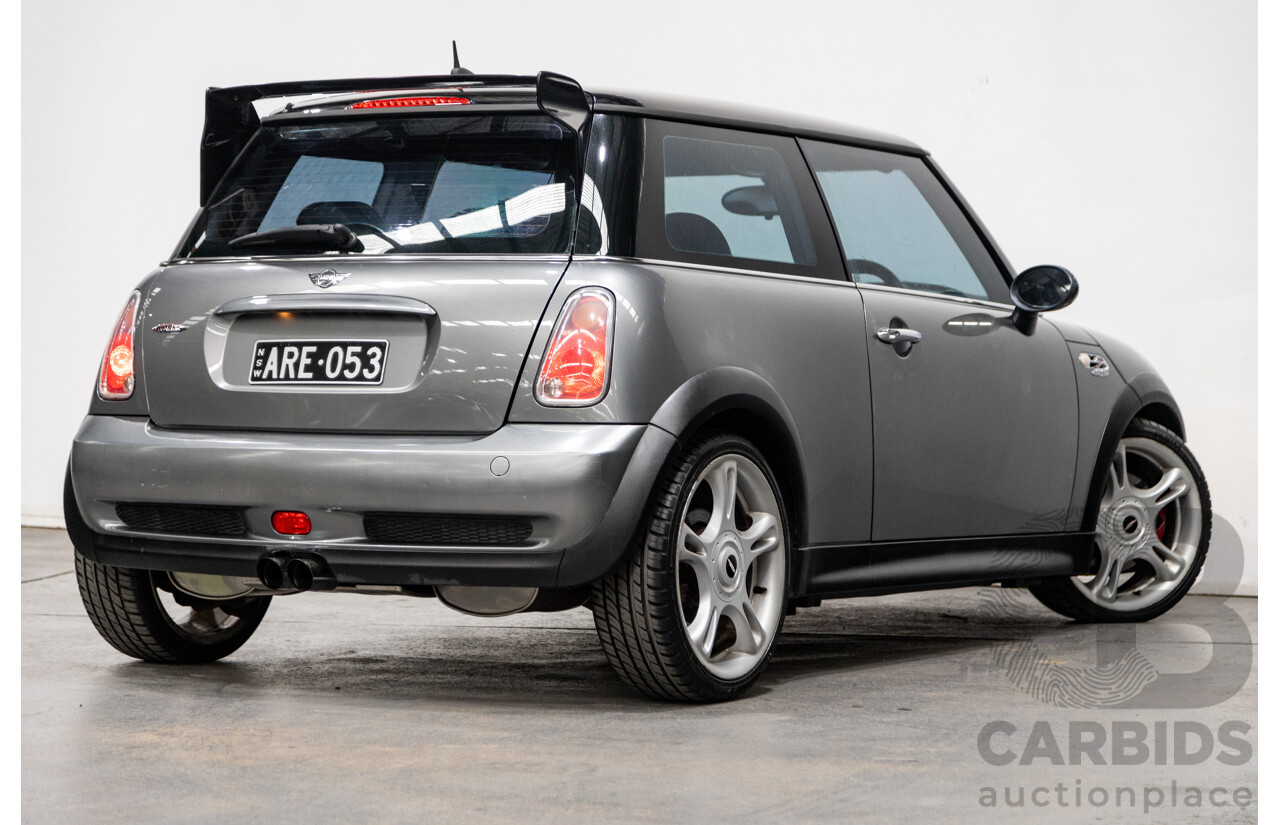 1/2005 Mini Cooper S JCW Upgrade R53 II 2d Hatchback Dark Silver Metallic Supercharged 1.6L