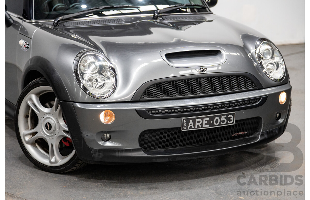 1/2005 Mini Cooper S JCW Upgrade R53 II 2d Hatchback Dark Silver Metallic Supercharged 1.6L