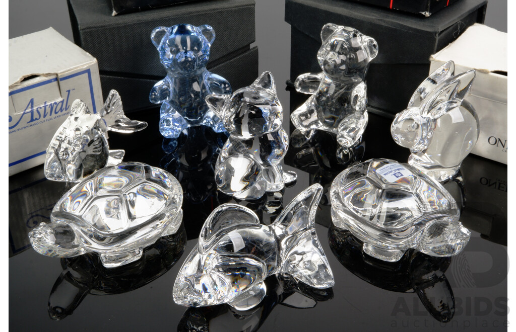 Collection Eight Vintage Crystal Animal Figures in Original Boxes Including Oneida, Astral & Parka Crystal Examples