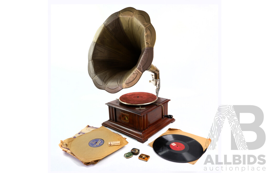 His Masters Voice Vintage Gramophone with Wind Handle, Spare Needles and Records