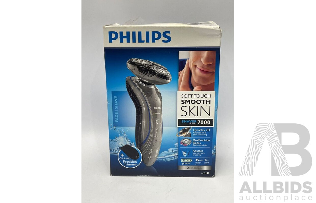 Phillips 7000 Series Electric Shaver