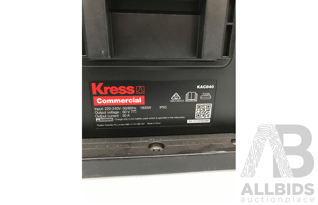 Kress Commercial (KAC840) Dual Port AC Charger