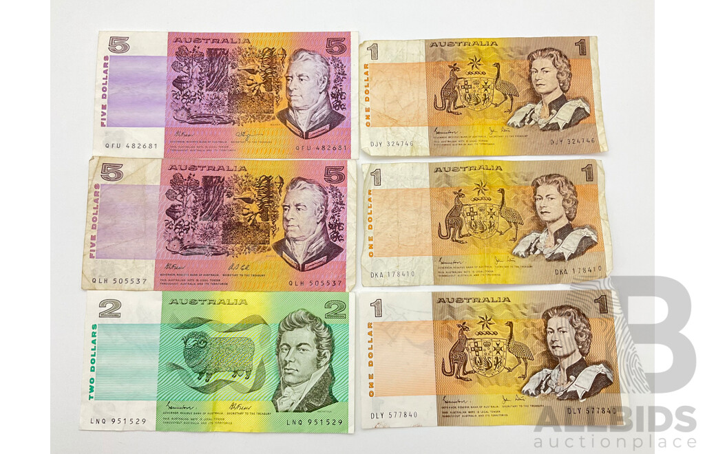 Australian Paper Bank Notes Including 1990 Five Dollars Fraser/Higgins, 1991 Fraser/Cole, Two Dollars 1985 Johnston/Fraser, One Dollars 1982 Johnston/Stone(3)