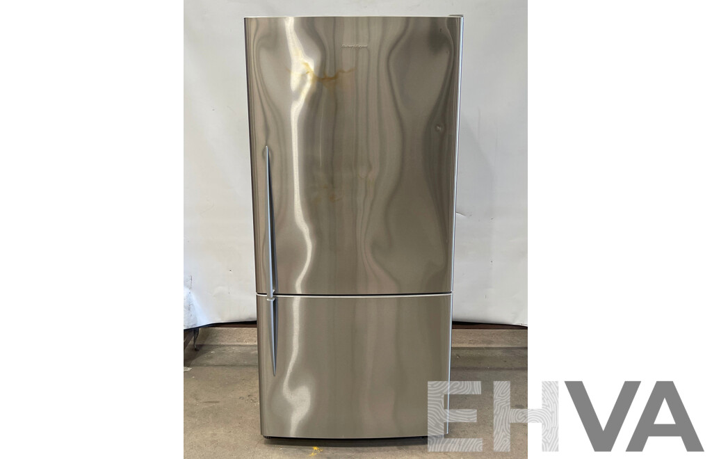 Fisher and Paykel E522B 519 Ltr Up-Side-Down Fridge-Freezer