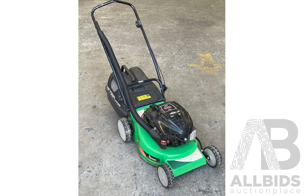 Tandem Aero Vac 190cc Lawn Mower