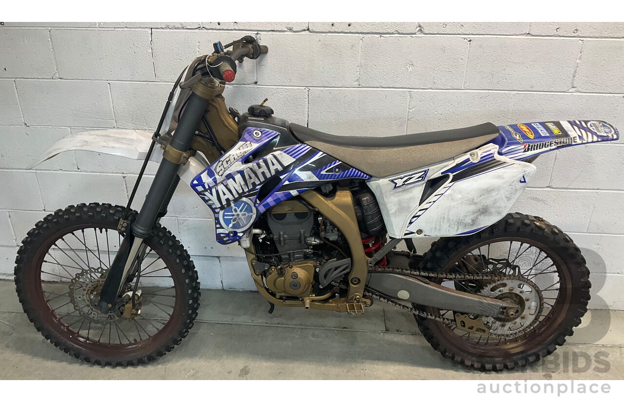 Yamaha 2008 YZ450F Dirt Bike