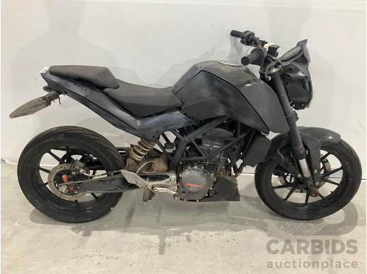 KTM IS Duke Motorbike 10/19