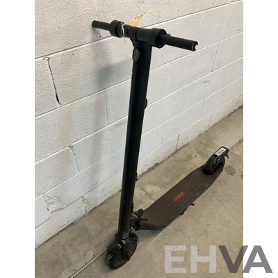 Ninebot ES1LD E-Scooter