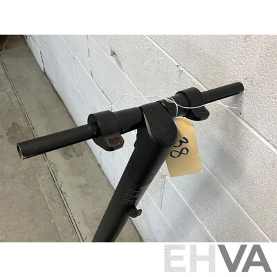 Ninebot ES1LD E-Scooter