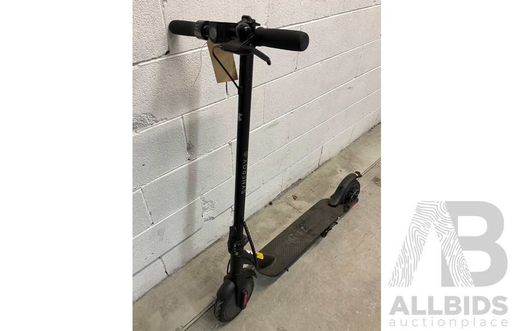 VALK Synergy 5 MkII 400W Electric Scooter - ORP $539.00