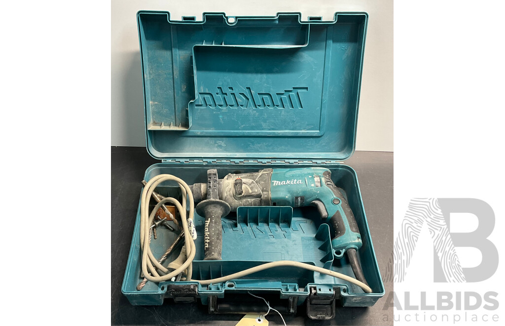 Makita HR2230 Rotary Hammer in Case