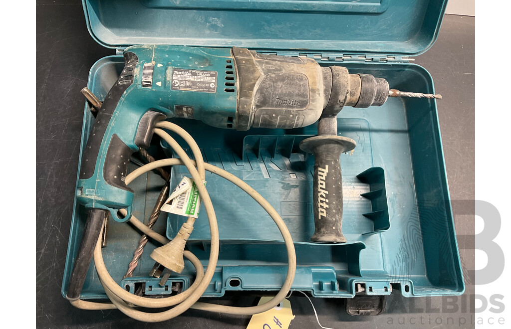 Makita HR2230 Rotary Hammer in Case