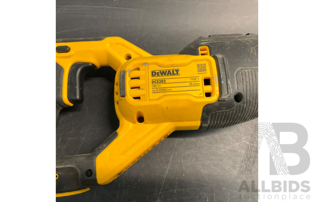 DEWALT DCS382 Cordless Brushless Reciprocating Saw with 3 Batteries & DCB100-XE Battery Charger