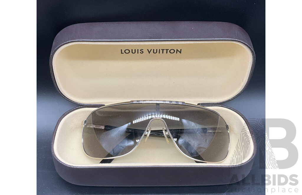 Louis Vuitton Attraction Mask Sunglasses