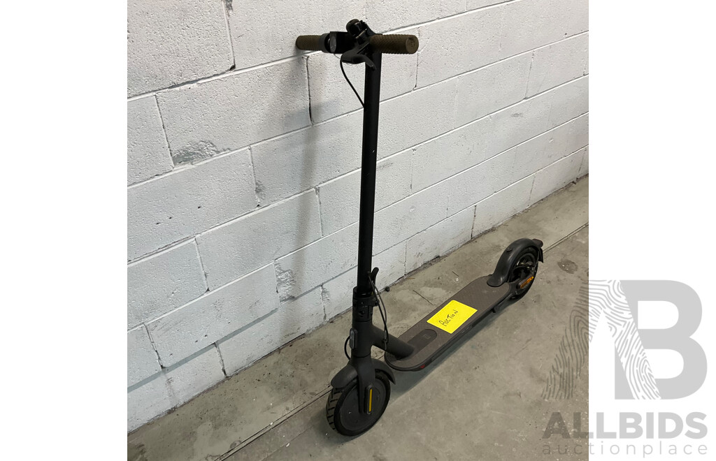 MI Electric Scooter 1S