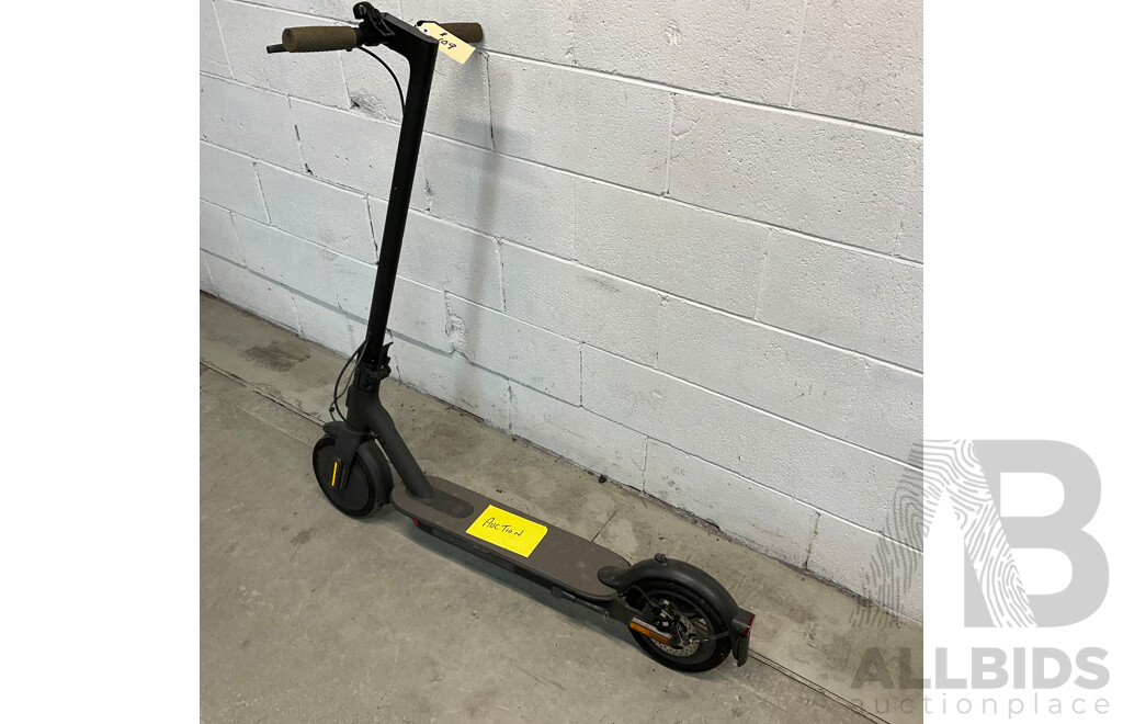 MI Electric Scooter 1S