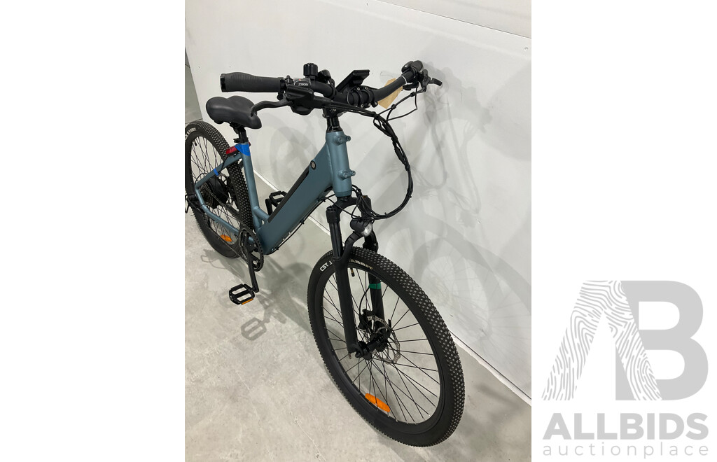 Ubranded E-Bike (46cm Frame)