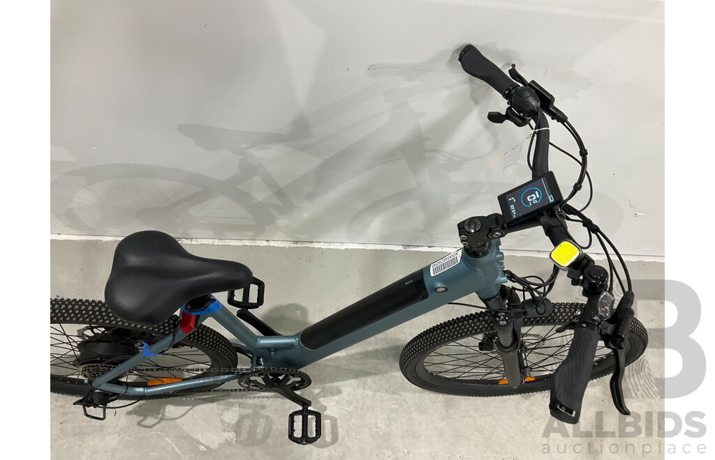 Ubranded E-Bike (46cm Frame)