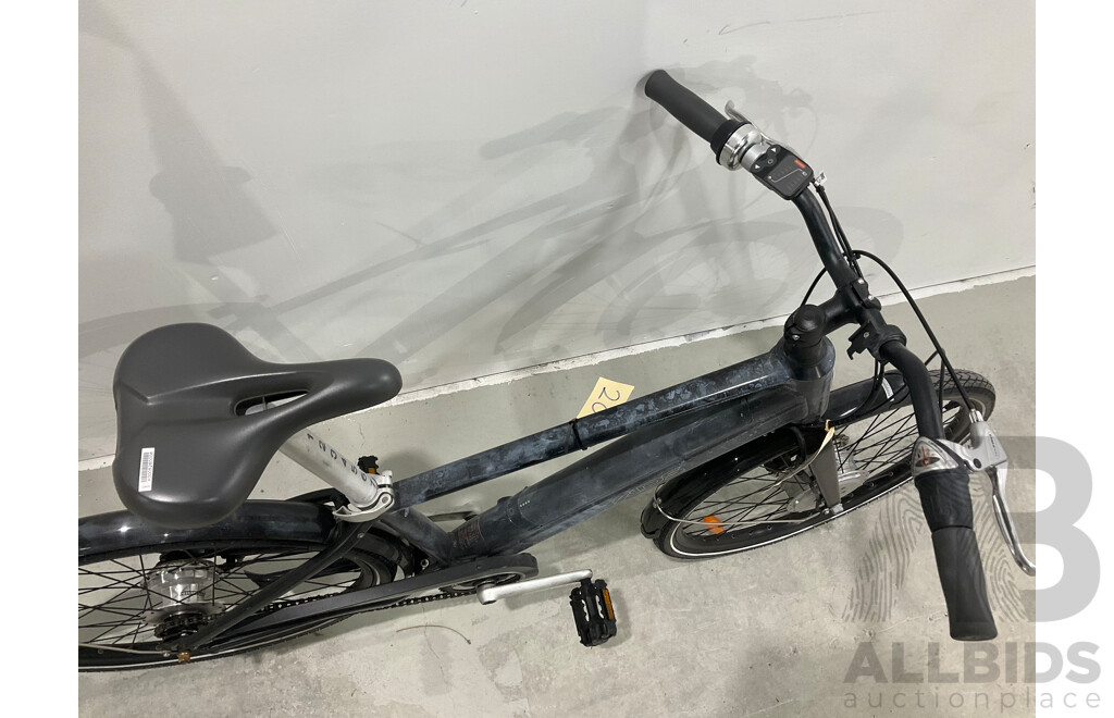 XDS E-Metro E-Bike (40cm Frame)