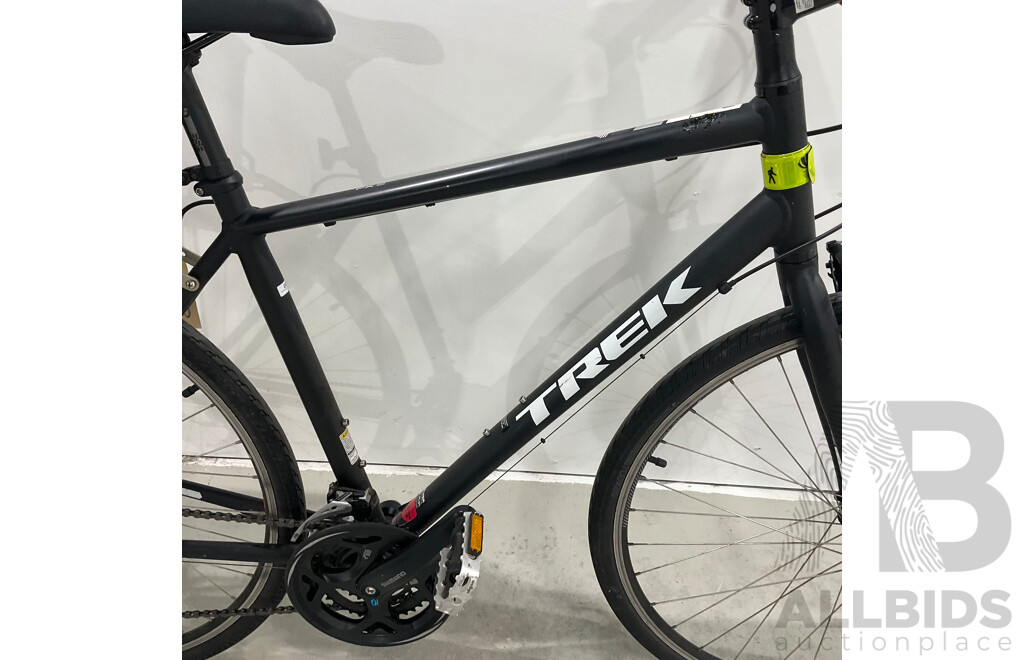 Trek FX 2 Mountain Bike (51cm Frame)