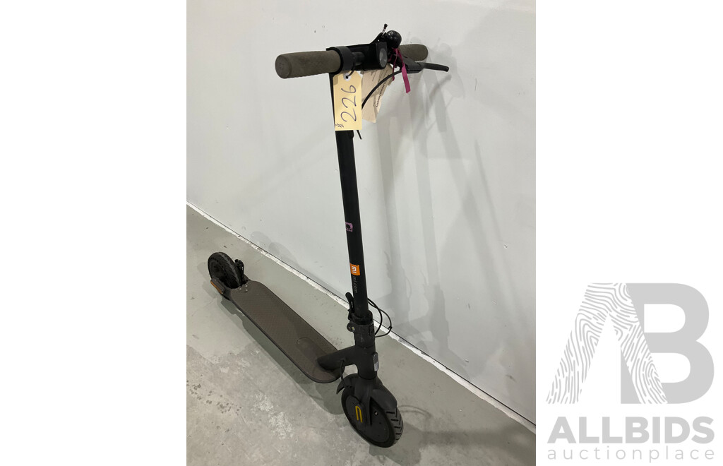 MI Electric Scooter 1S