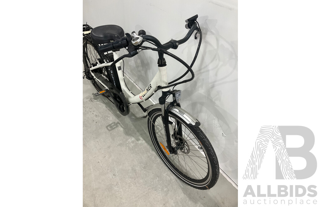 Lietner Electric Bike (45cm Frame)